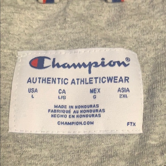 ❌SOLD NWOT Champion Sweatshirt - Picture 4 of 4